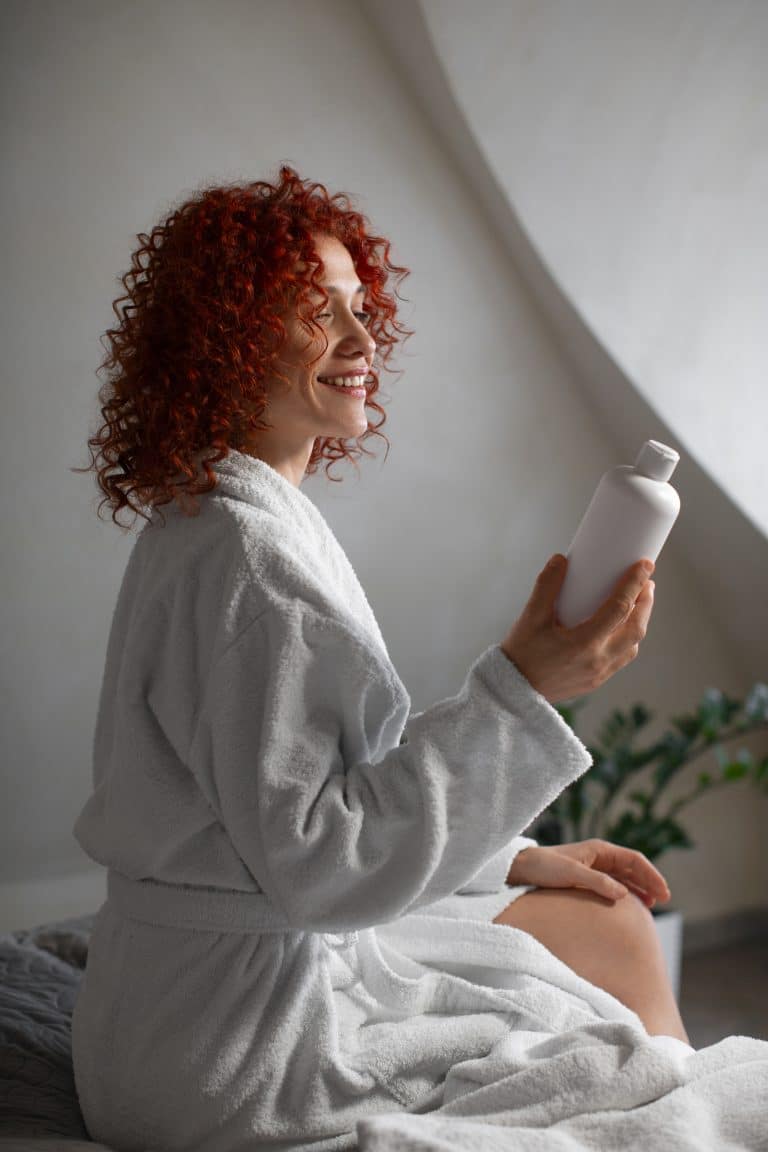 DHT-Blocking Shampoo: What It Is & How It Helps Stop Hair Thinning